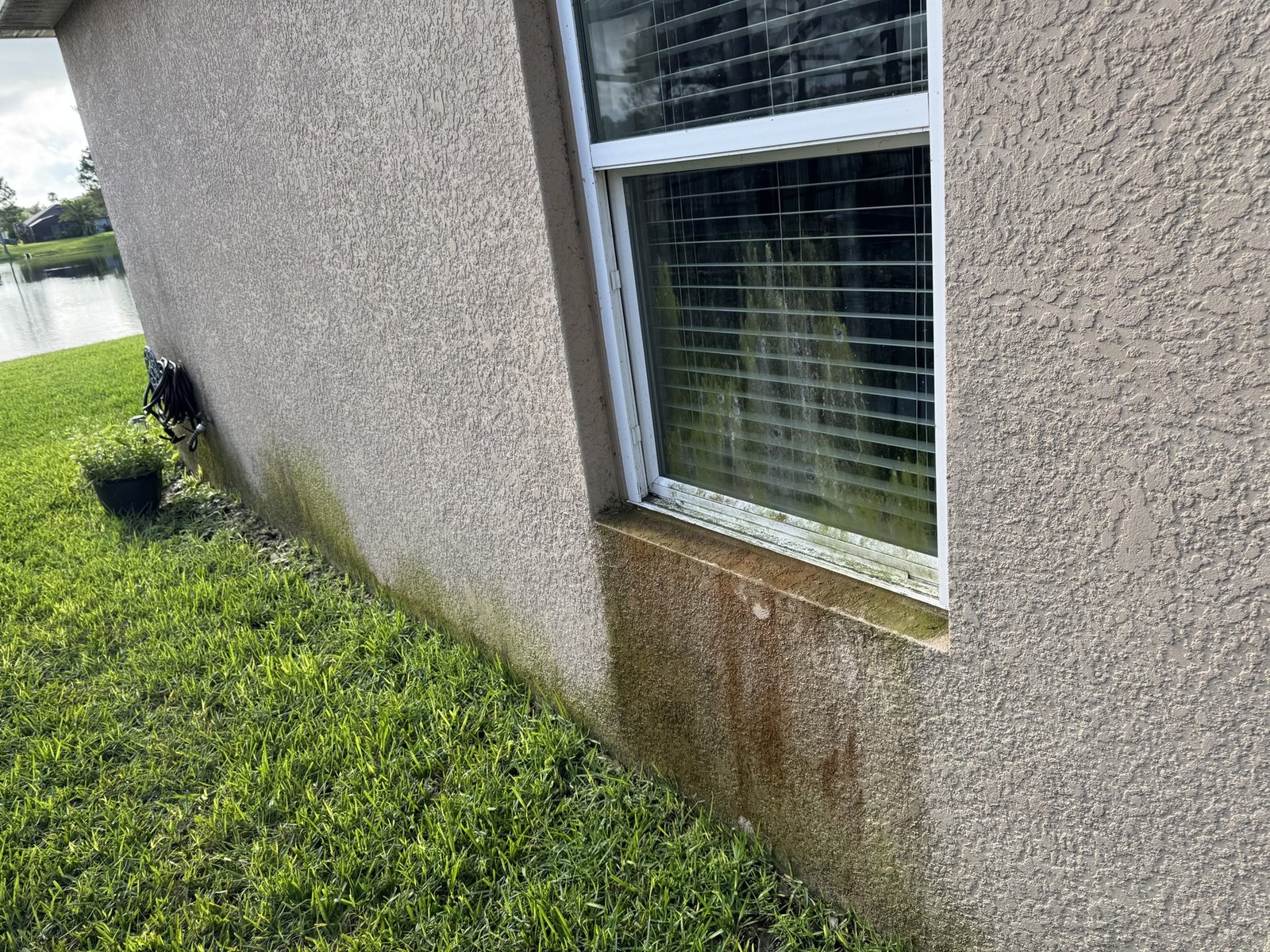Before pressure washing photo for Project 05
