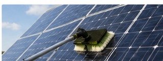 Solar panel cleaning service